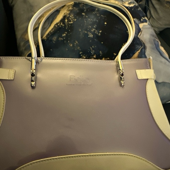 Beijo Lavender and Cream Shoulder Bag - Picture 9 of 10